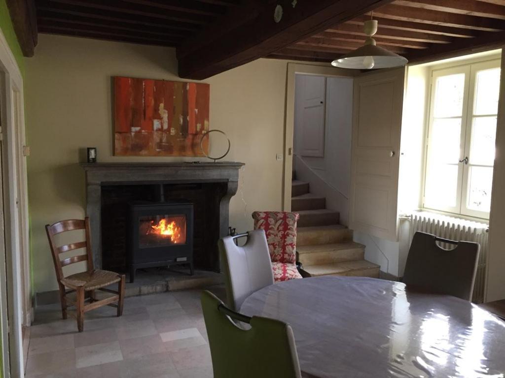 L' Huis-Au-Tilleul Quarre-les-Tombes ภายนอก รูปภาพ